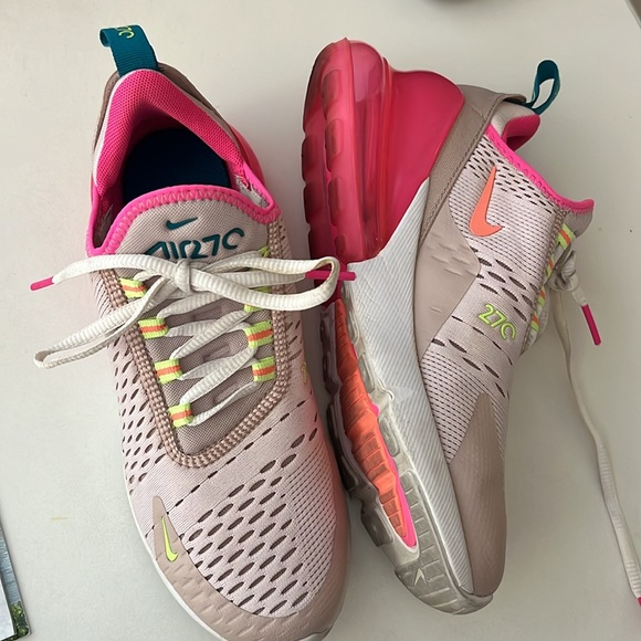 Nike Air Max 270 in Barely Rose Stone Mauve size 7 - Picture 2 of 6